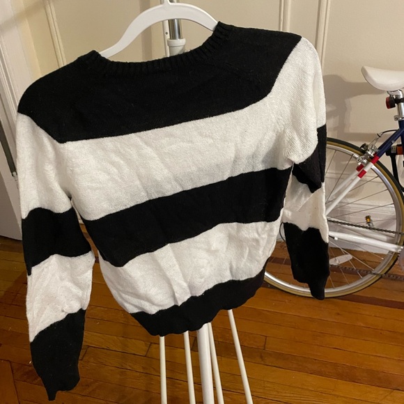 Treasure and Bond sweater - Picture 2 of 2